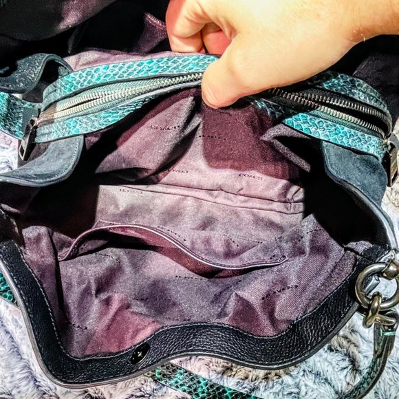 EUC - COACH DALTON 31 WITH COLORBLOCK & SNAKESKIN DETAIL (89076) - Picture 12 of 14